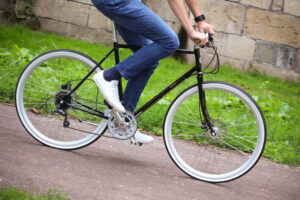 Bobbin Dark Star - riding 1.jpg
