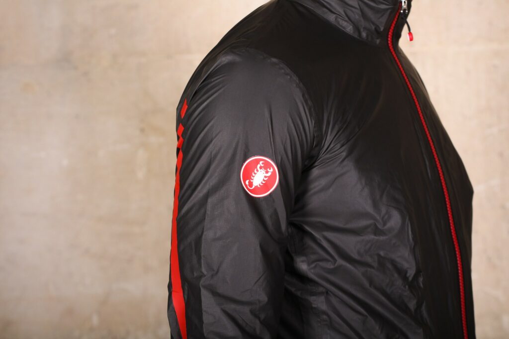 Castelli Idro Jacket – sleeve logo.jpg