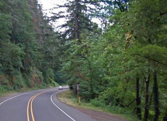 Historic Columbia River Highway (via StreetView).jpg