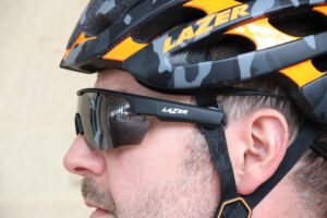 Lazer M3 Matte Black - worn.jpg