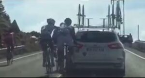 AG2R tow.JPG