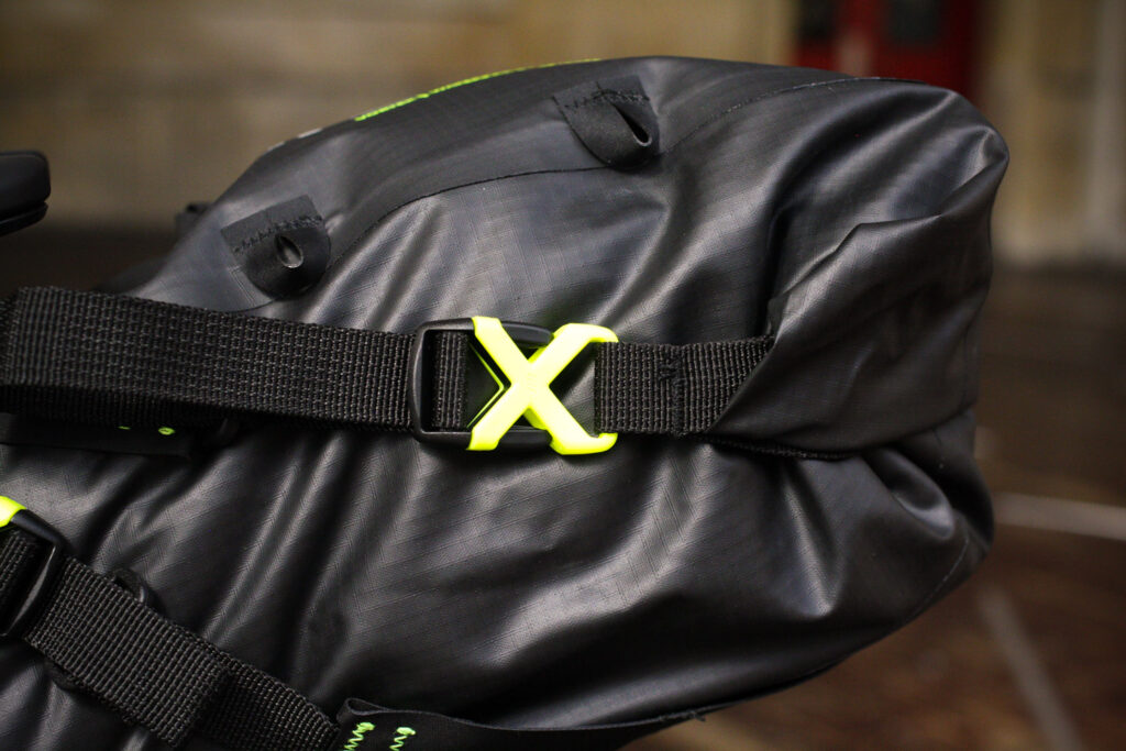 Altura Vortex Seatpack – clip.jpg