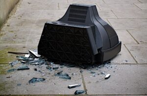 Broken TV (picture copyright Simon MacMichael).JPG