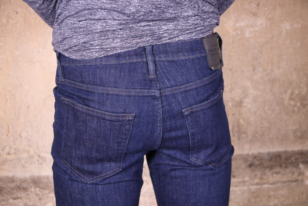 Giro Mens Transfer Denim – back pockets.jpg