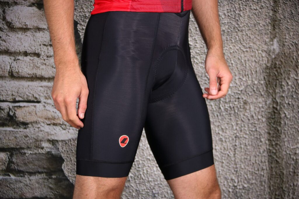 Lusso Pro Gel Bib shorts – side.jpg