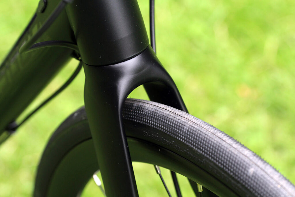 Polygon Bend CT5 – fork clearance.jpg
