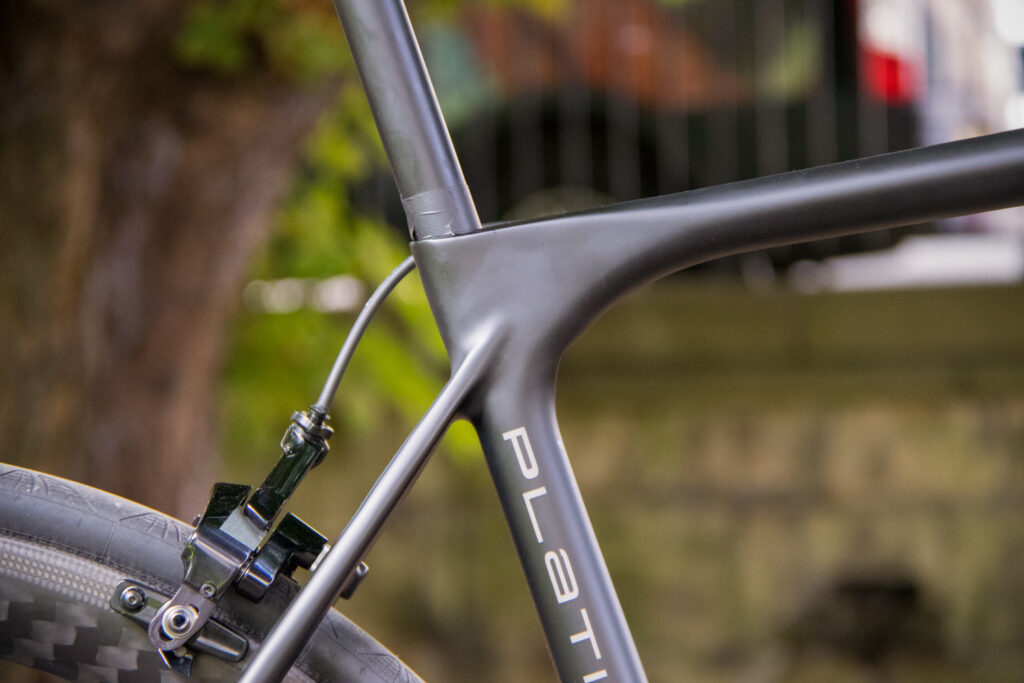 Storck Fascenario.3 Platinum – seat tube junction.jpg
