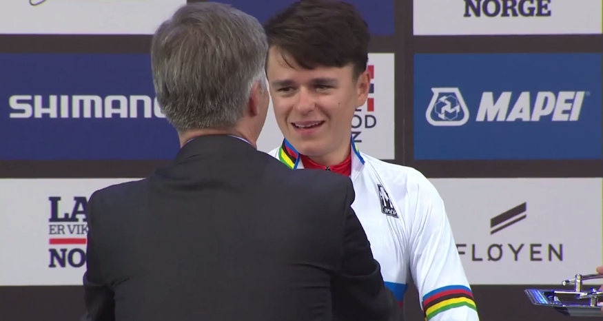 Tom Pidcock after winning 2017 UCI junior time trial world championship (UCI YouTube video still).PNG