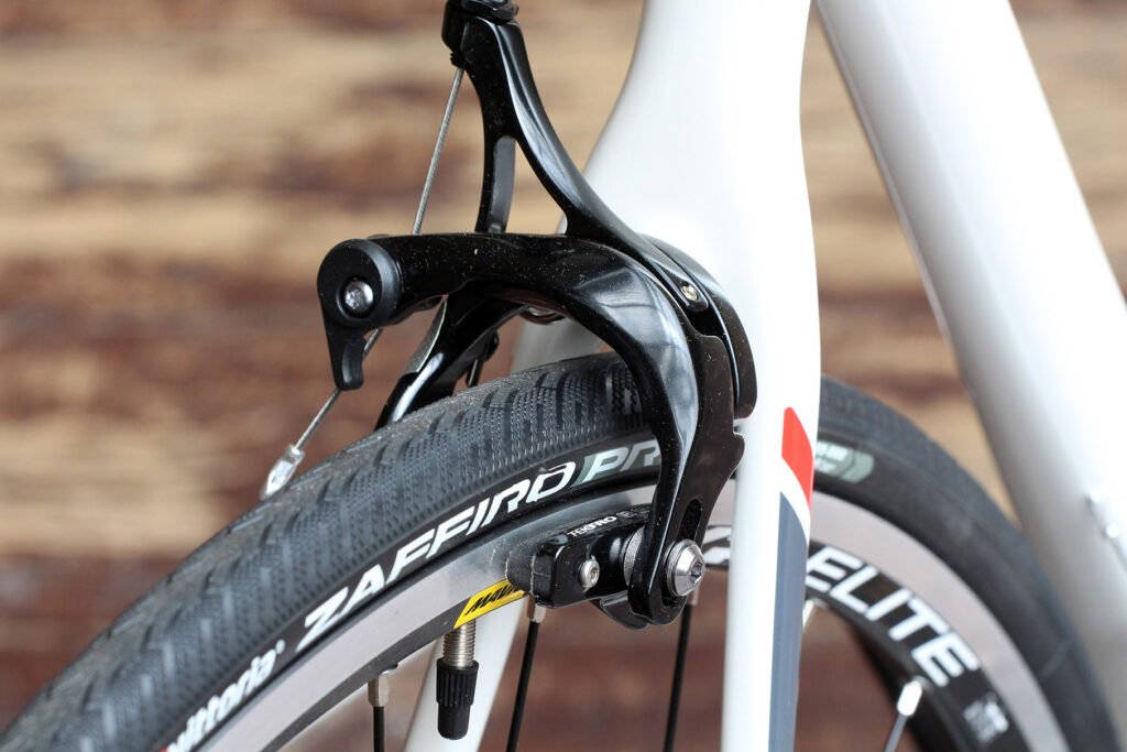 Boardman Road Team Carbon – rear brake.jpg