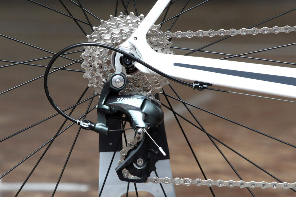 Boardman Road Team Carbon – rear mech.jpg