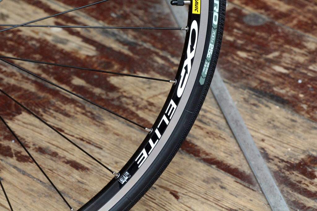 Boardman Road Team Carbon – rim.jpg