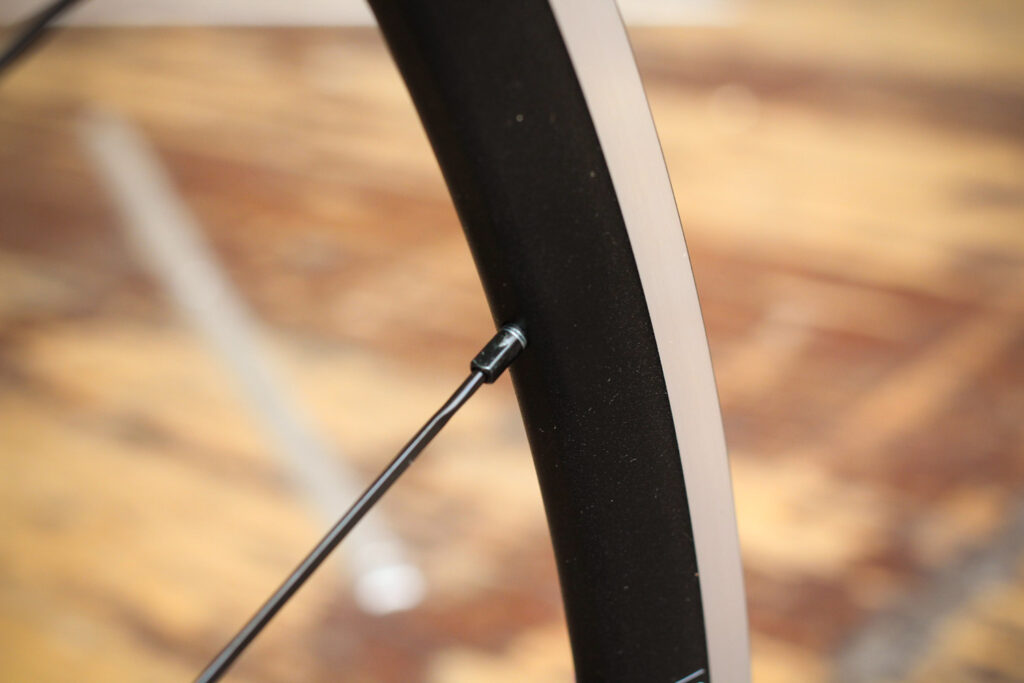 Deda Elementi Zero2 Alloy Team Wheels – spoke nipple.jpg