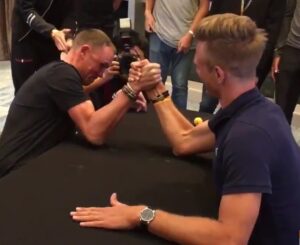Froome v Kittel (via Twitter).jpg