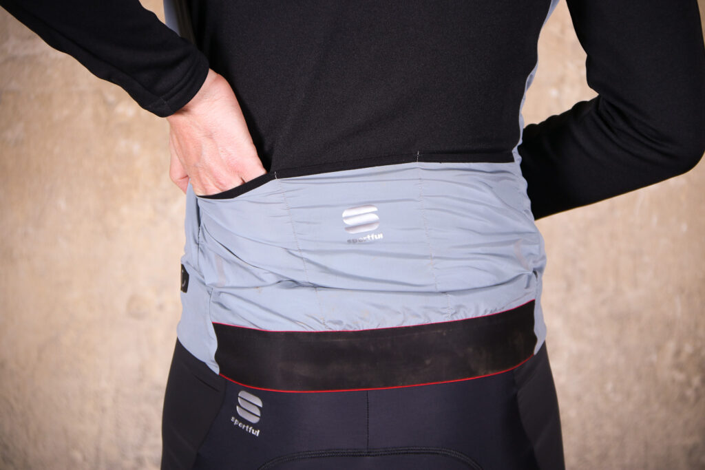 Sportful R&D Strato Top – pockets.jpg