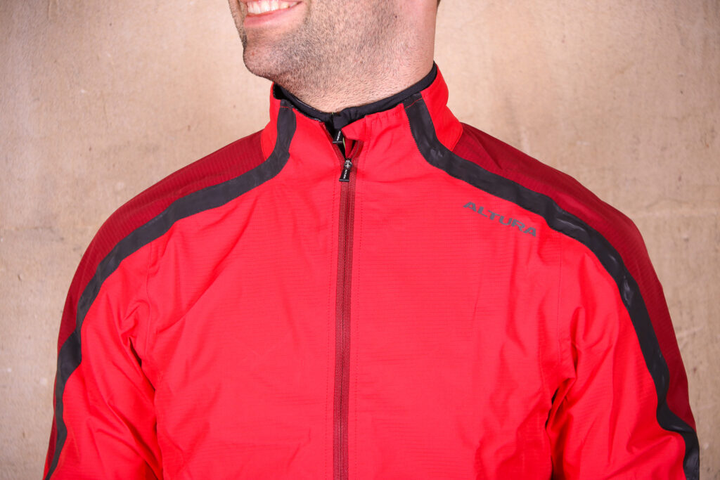 Altura Nightvision Waterproof Jacket Team Red – chest.jpg