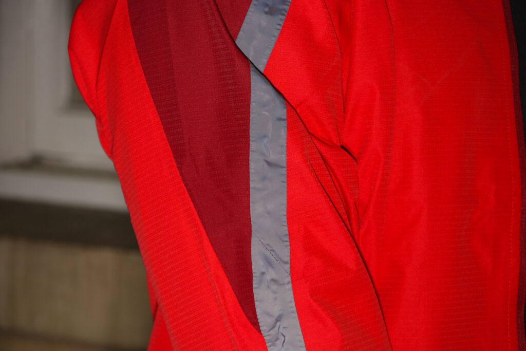Altura Nightvision Waterproof Jacket Team Red – Darkproof Tech.jpg