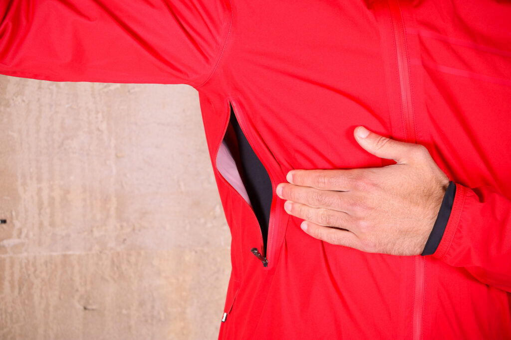 ashmei Waterproof Jacket – vent.jpg