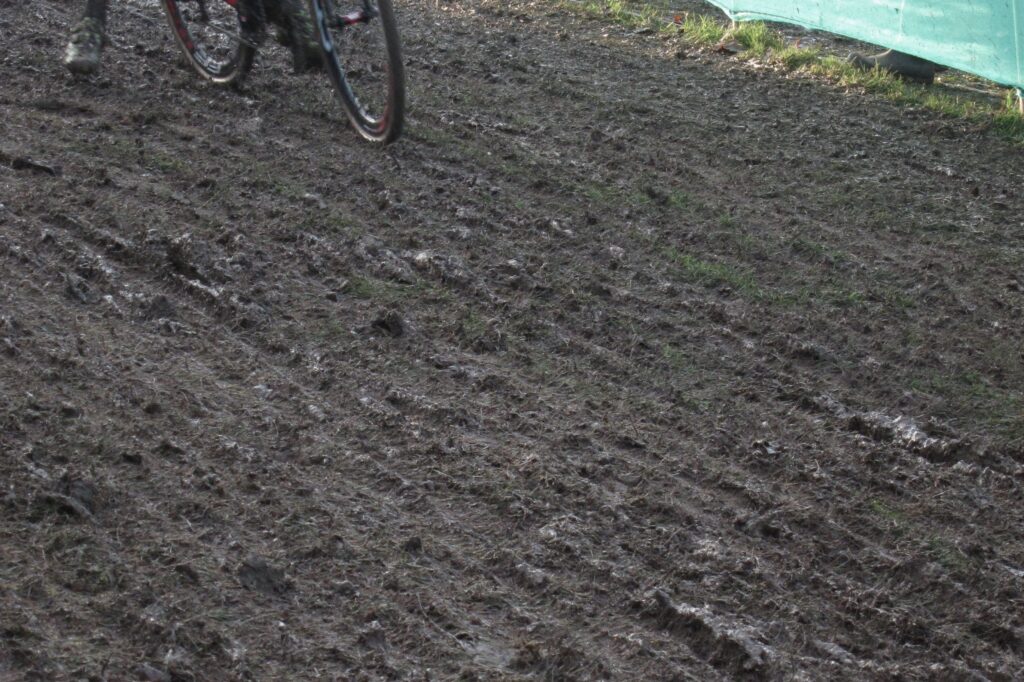 CrapCross-FootOut.jpg