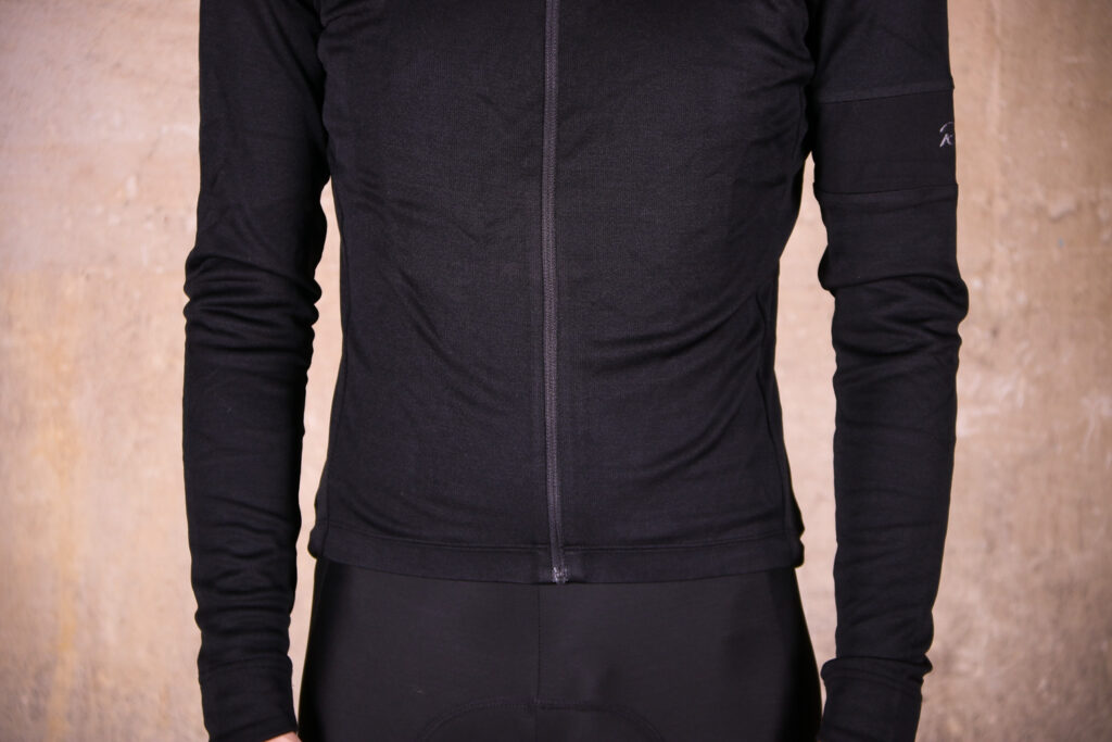 Rapha Classic Long Sleeve Jersey II – hem.jpg