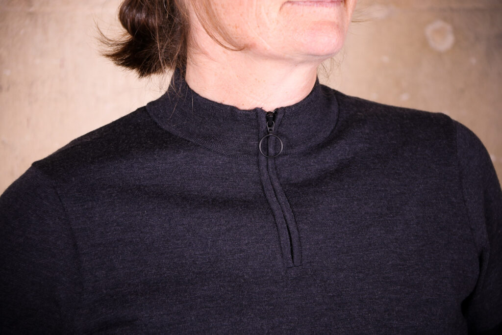 Rapha Women’s Merino Zip – collar.jpg