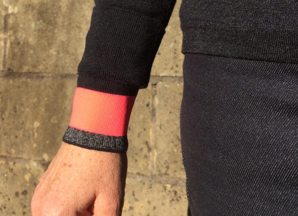 Rapha Women’s Merino Zip – pink cuff.jpg