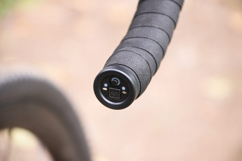 Specialized S-Works Diverge – Di2 controls.jpg