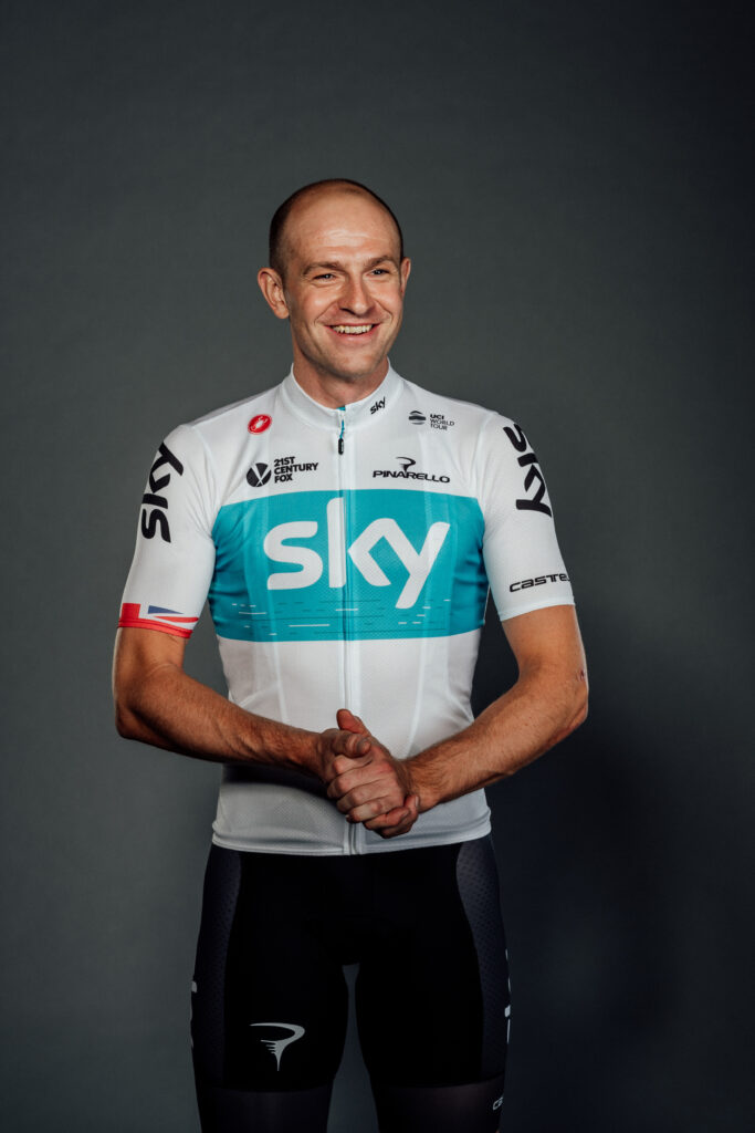 Team Sky 2018 kit &ndash; Stannard.jpg