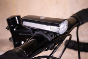 Blackburn Central 350 Micro front light.jpg