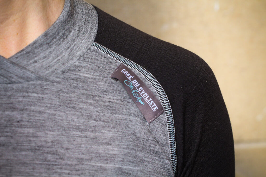 Cafe du Cycliste Womens Cosette Baselayer – label.jpg