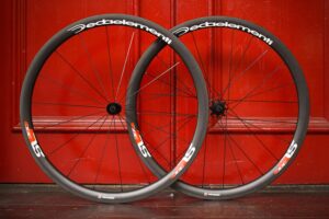 Deda Elementi SL38 Carbon Clincher Team Wheels.jpg
