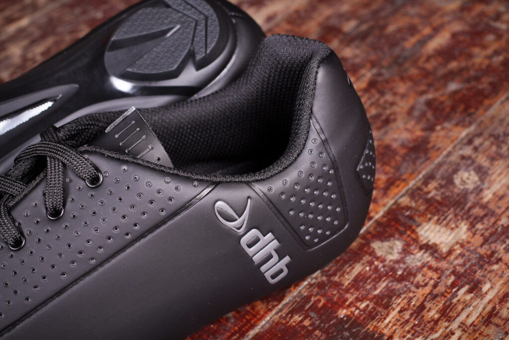 dhb Dorica Road Shoe – detail.jpg