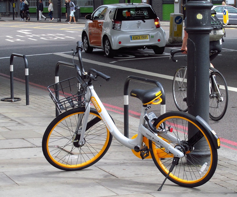 oBike in London (CC licensed by David Holt via Flickr).jpg