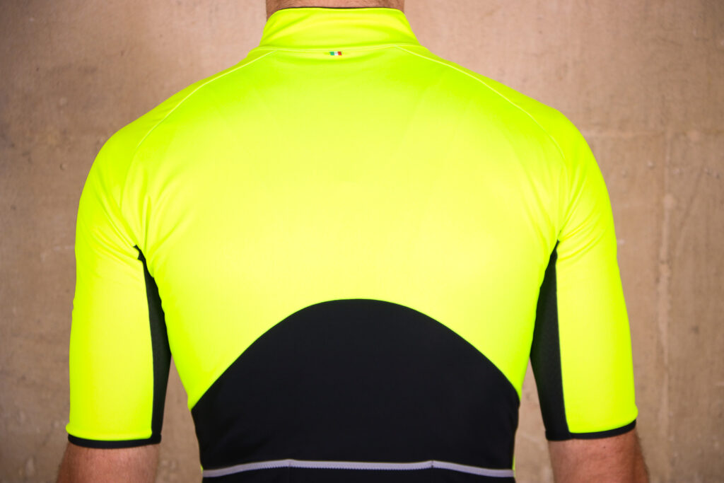 Santini Beta Light Short Sleeve Wind Jersey – shoulders.jpg