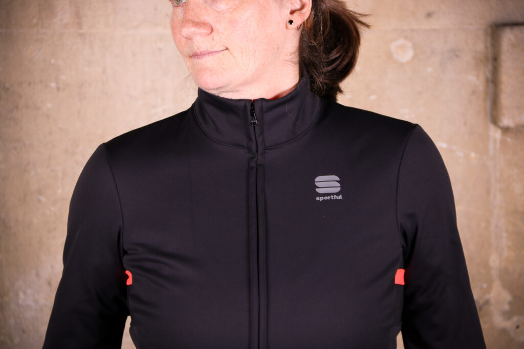 Sportful Luna Softshell Jacket – chest.jpg