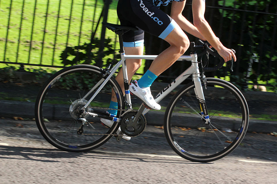 Raleigh Criterium Sport – riding 2