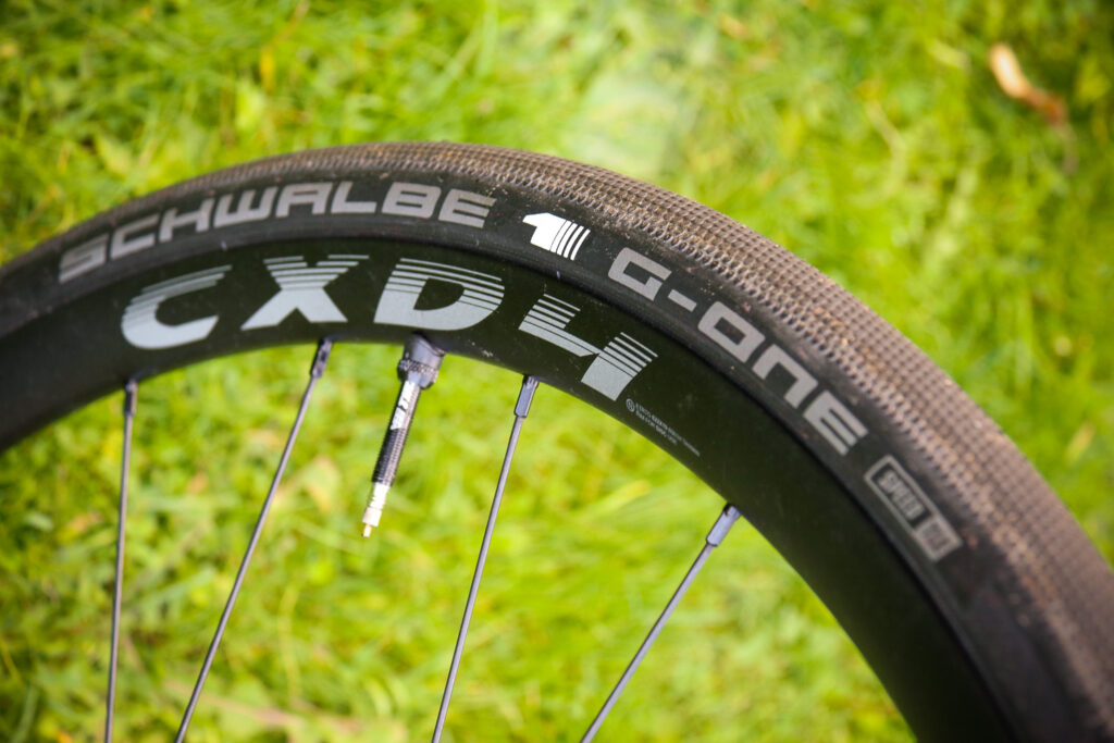 Kinesis Tripster ATR v2 – tyre and rim.jpg