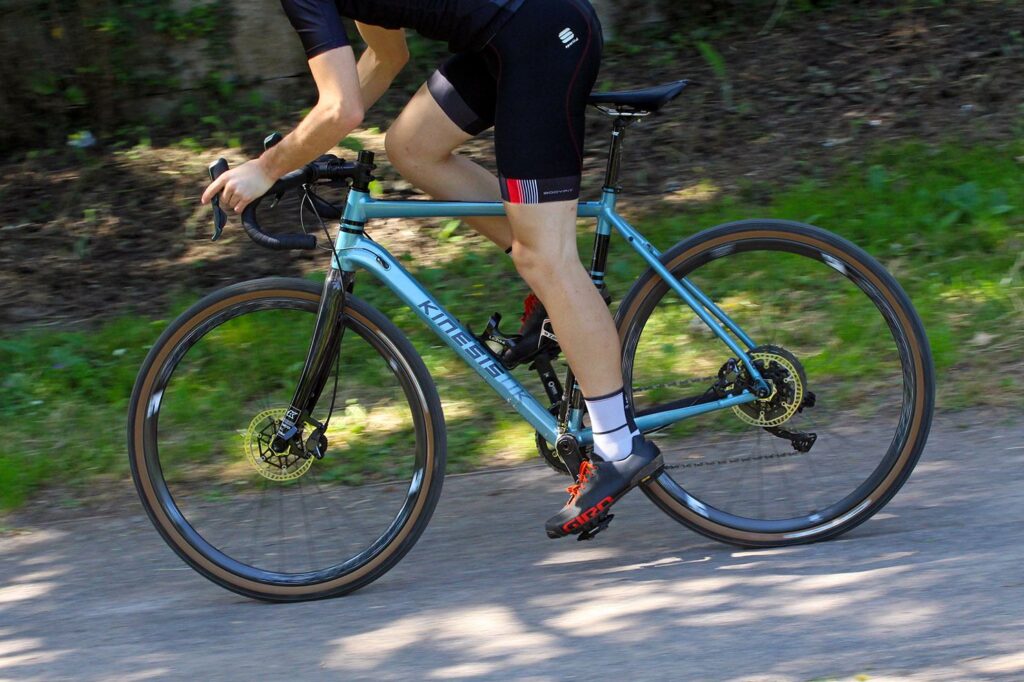 Kinesis Tripster AT – riding 4.jpg