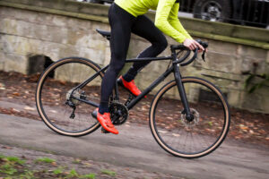 Pinnacle Arkose 3 - riding 1.jpg