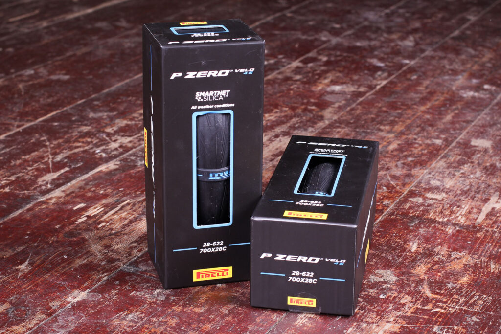 Pirelli P Zero Velo 4S &ndash; boxed.jpg