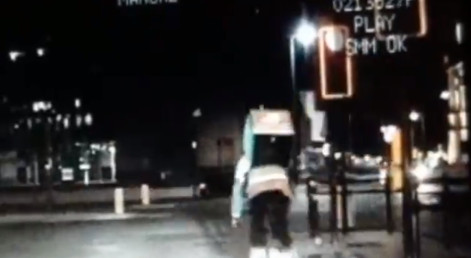 RLJ Deliveroo rider (via MerPolTraffic on Twitter).PNG