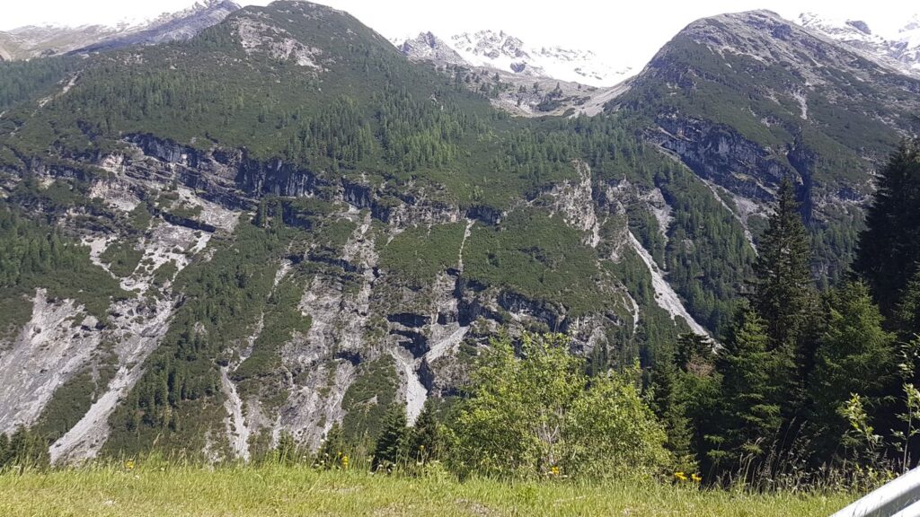 Stelvio – it’s along way down and there’s still a long way up.jpg