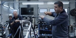 Team Sky bike build (YouTube).jpg