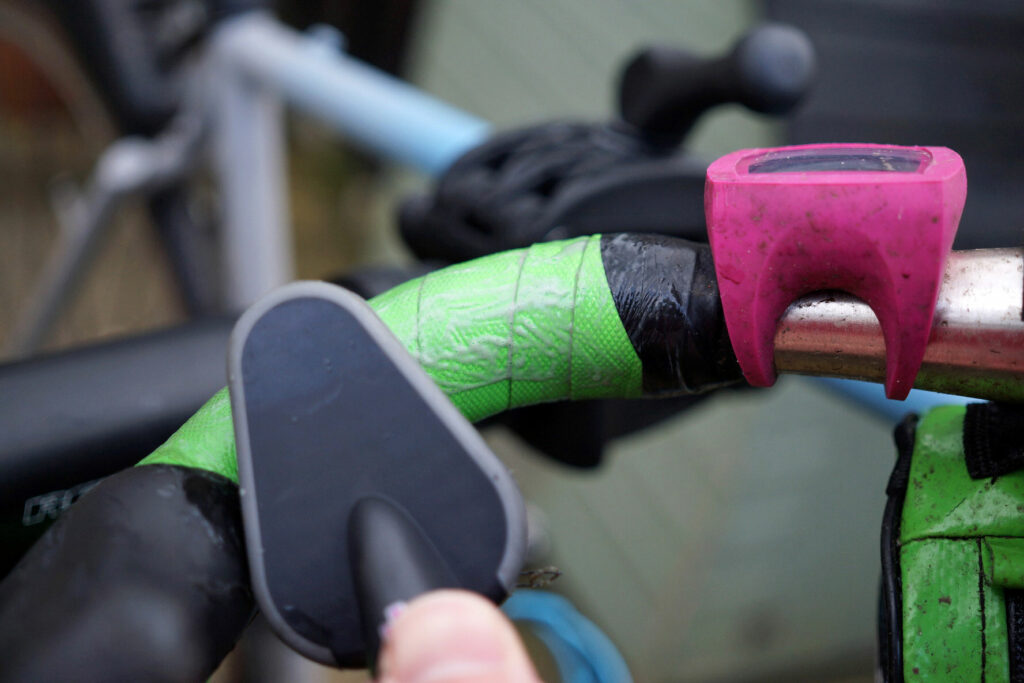 Duck Smart The Black Stuff Chain Cleaner – on bar tape 2.jpg