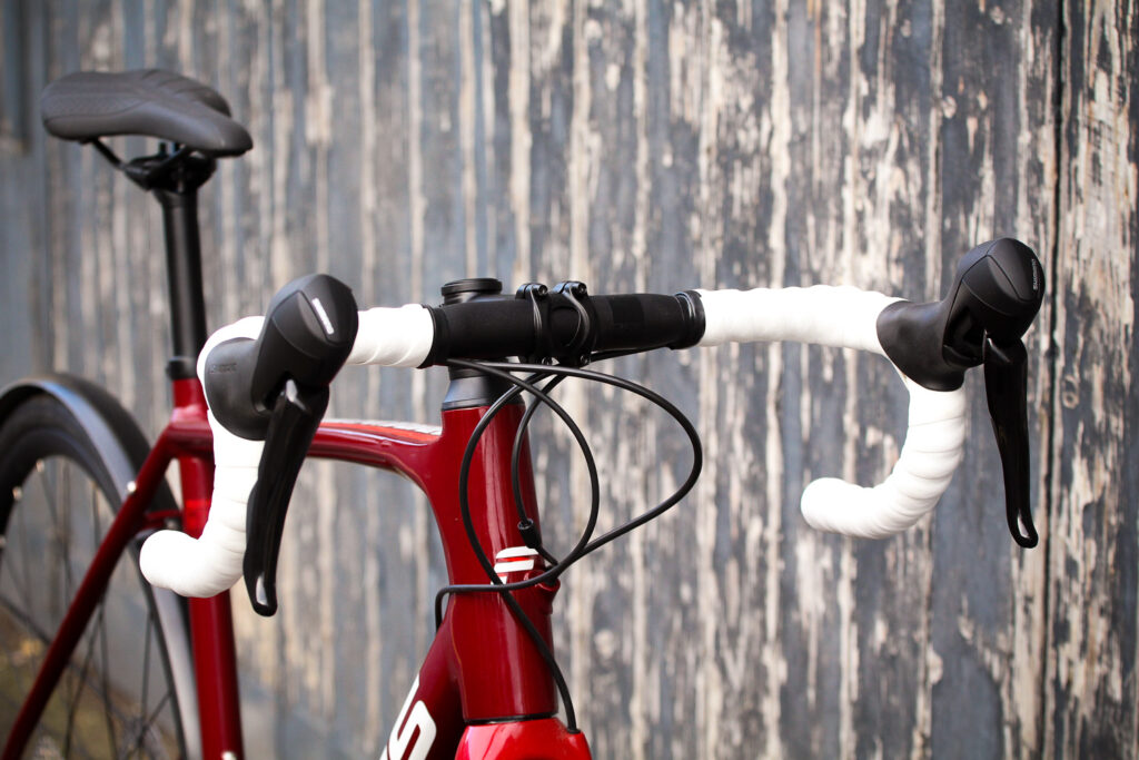 Focus Paralane AL Tiagra – bars.jpg