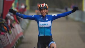 Helen Wyman wins national cyclo-cross championship for the 10th time.jpg