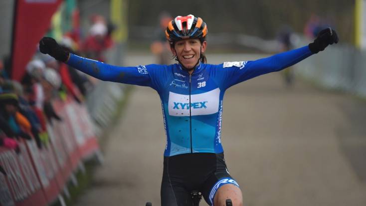 Helen Wyman wins national cyclo-cross championship for the 10th time.jpg