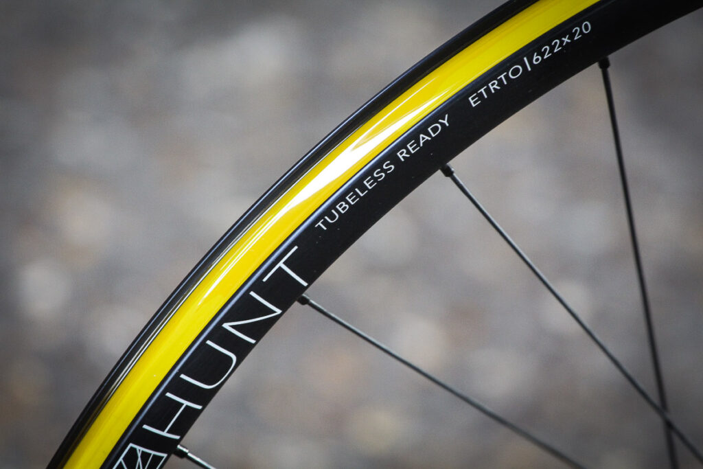 Hunt Superdura Dynamo Disc wheelset -5.jpg