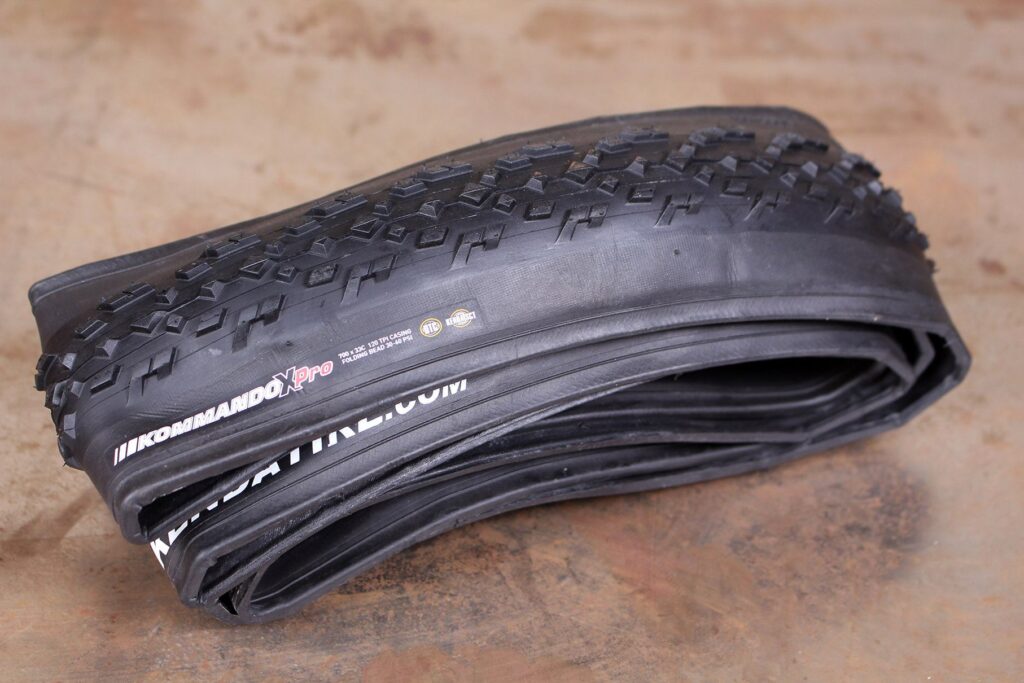Kenda Kommandox Pro Tubeless Ready Tyre.jpg