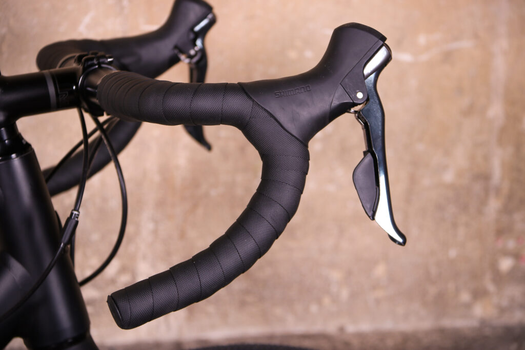 Marin Cortina AX 1 – bar and shifter.jpg