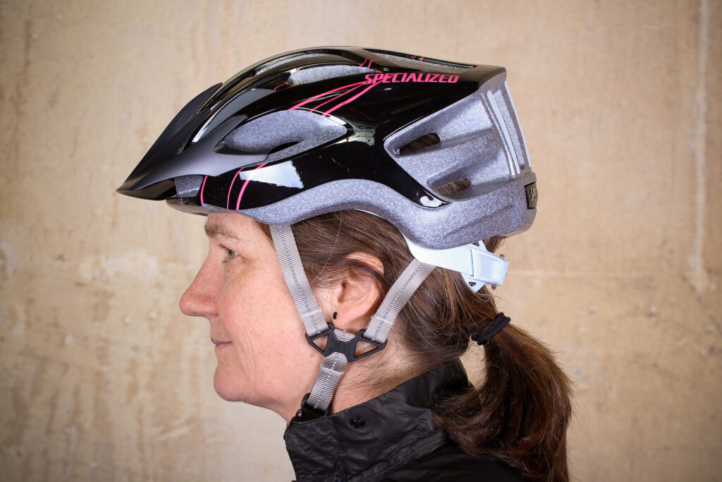 Specialized Sierra Gloss Acid Pink Arc Womens Helmet – side.jpg